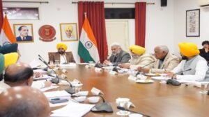 Punjab Cabinet: सीएम भगवंत मान ने बुलाई कैबिनेट की बैठक, लिए जा सकते हैं महत्वपूर्ण फैसले