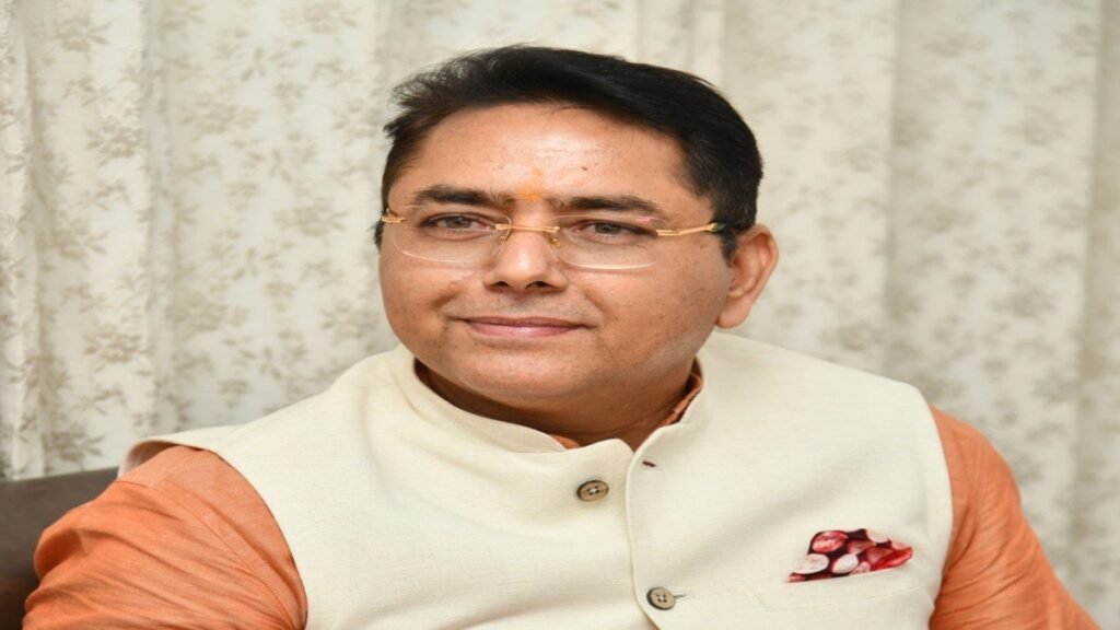 चुनाव आयोग की निष्पक्षता खतरे में, भाजपा चुनावों को प्रभावित करने के लिए लोकतांत्रिक संस्थाओं का गलत इस्तेमाल कर रही है: अमन अरोड़ा