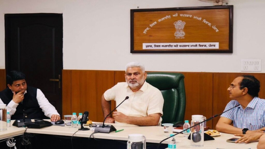 केंद्र सरकार मंडियों में जगह की कमी दूर करने के लिए जरूरी सहयोग नहीं दे रही: लाल चंद कटारूचक्क