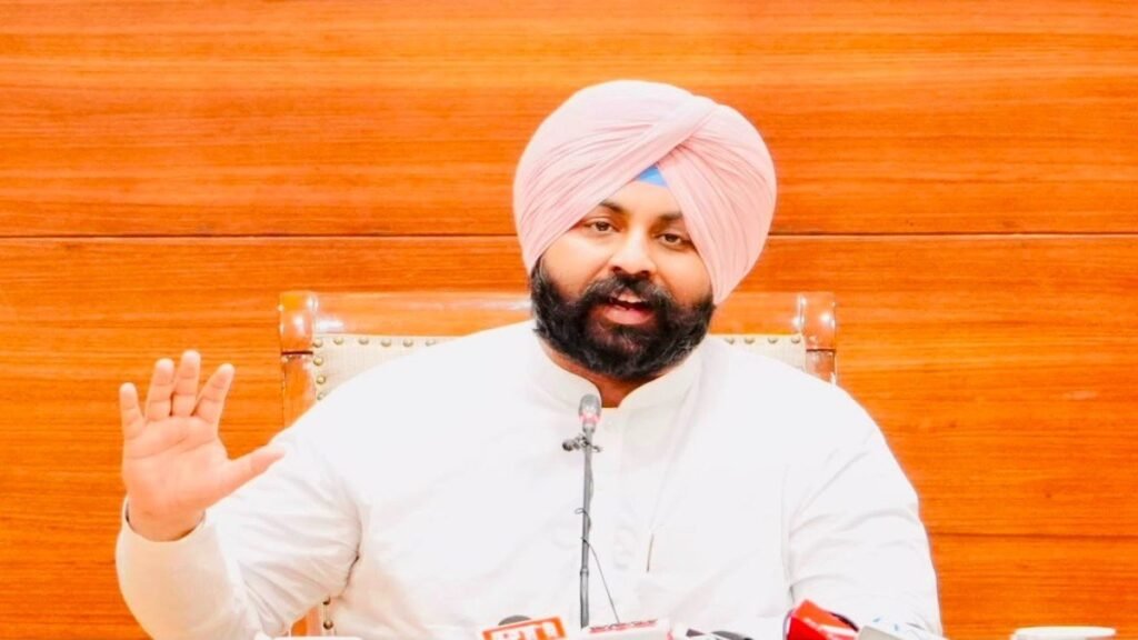 पंजाब की उच्च शिक्षा को रोजगार और उद्योग की भविष्य की जरूरतों के अनुरूप ढाला जा रहा है: हरजोत सिंह बैंस